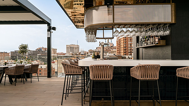 Imagen el rooftop del hotel H10 Tribeca
