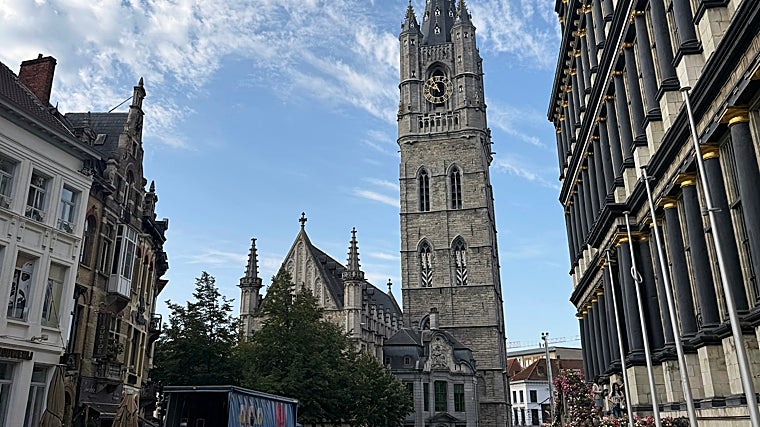 Imagen de la torre del Campanario Municipal de Gante