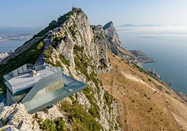El impresionante puente que tienes que visitar en Gibraltar: es de cristal y está a 340 metros sobre el nivel del mar