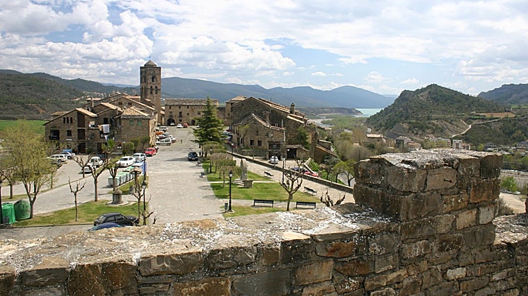 Vista panorámica de Aínsa