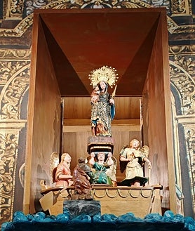 Secondary image 2 – View of the seaside reserve (above). Some images inside the ship. And the Virgin holding the infant Jesus in her arms