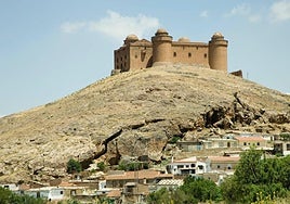 El castillo de La Calahorra, palacio renacentista y joya italiana en Granada