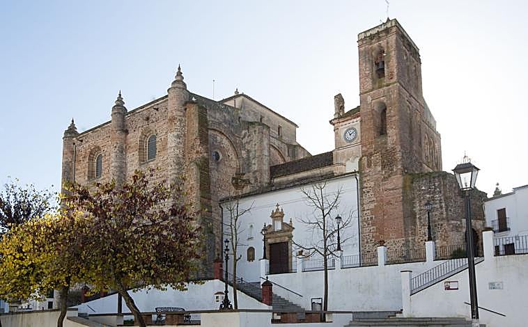 Main photo - Our Lady of Consolation Church in Kazala; Miura distiller. And the interior of the San Benito Palace