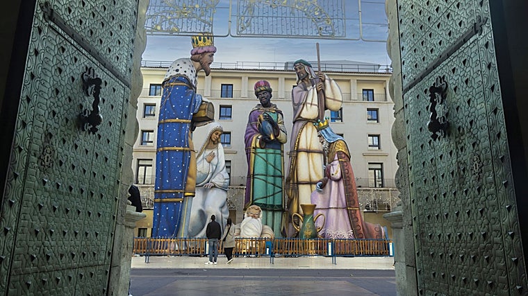 The largest nativity scene in the world is in Alicante: only the figure of Saint Joseph is 18.10 meters high