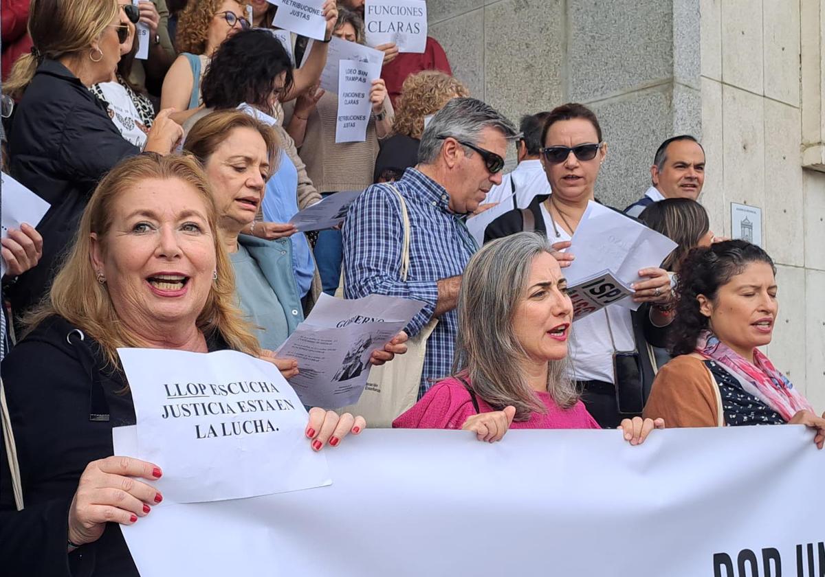 La concentración de este lunes a las puertas del Palacio de Justicia