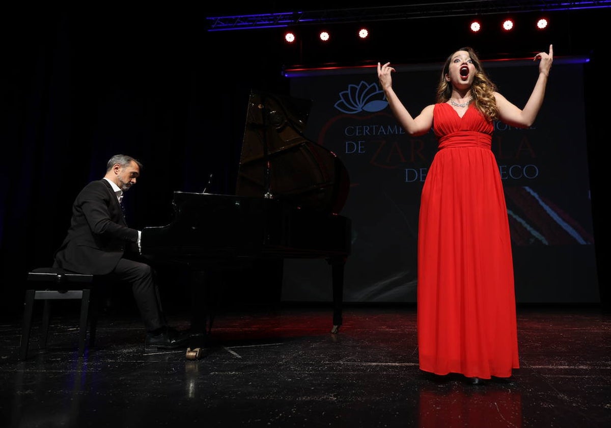 La onubense Marina Cuesta durante su interpretación