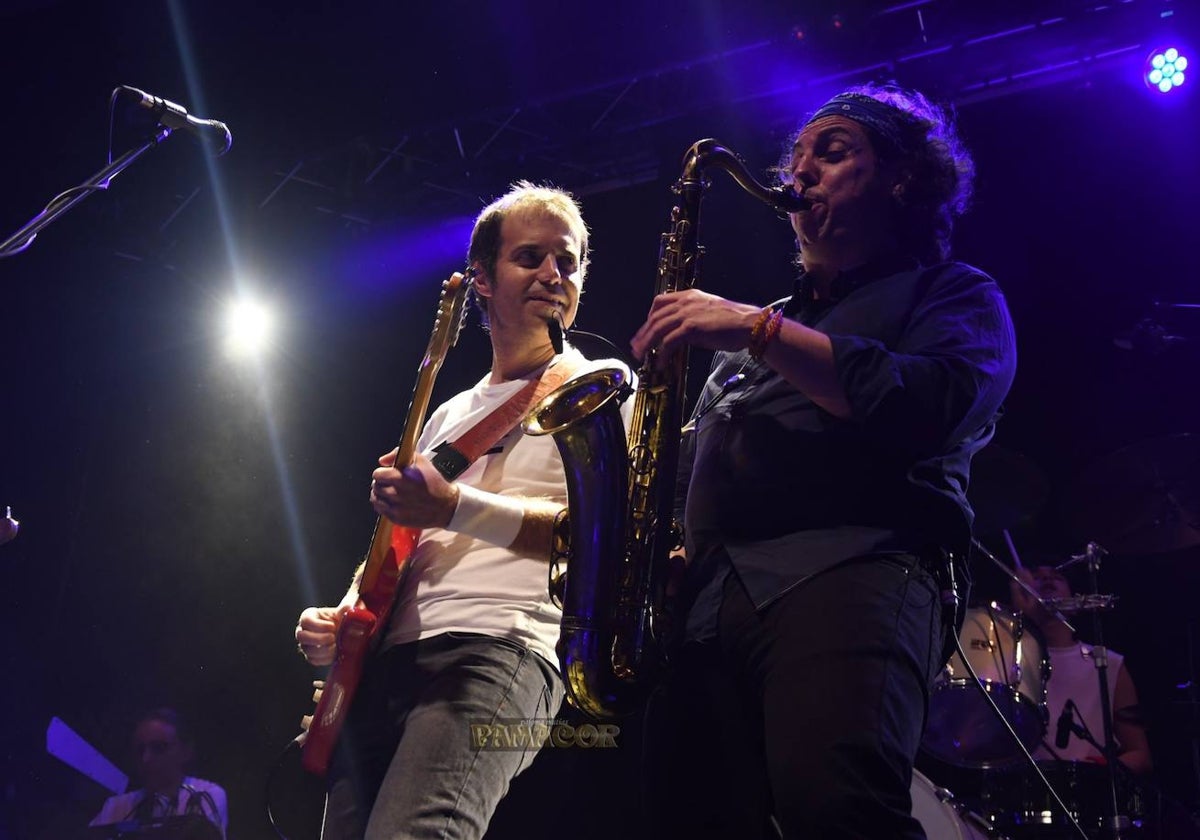 El tributo a Dire Straits podrá verse durante tres días seguidos en las Cocheras del Puerto de Huelva