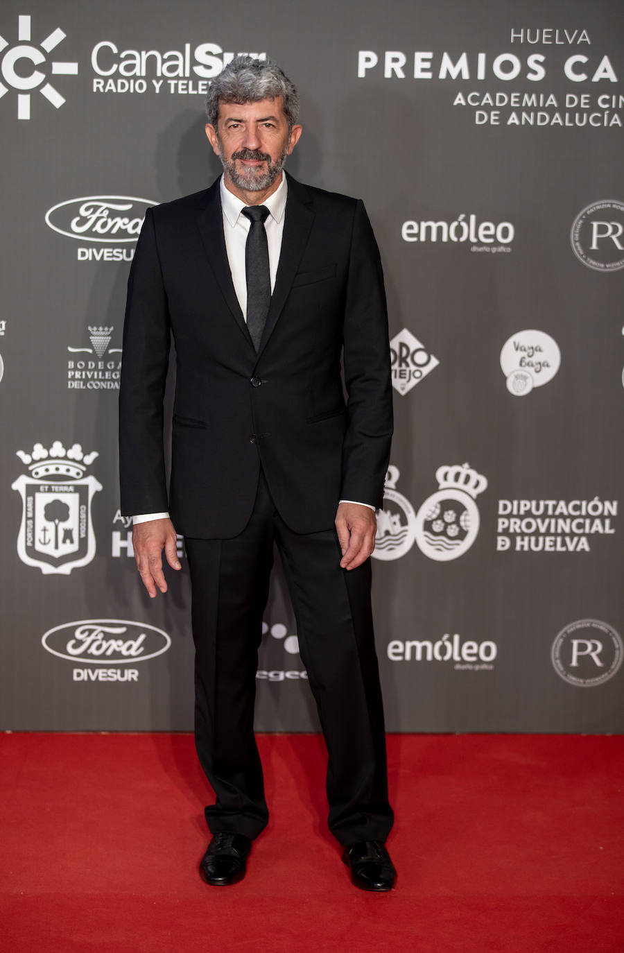 Huelva se viste de cine: las mejores imágenes de la alfombra roja de los III Premios Carmen