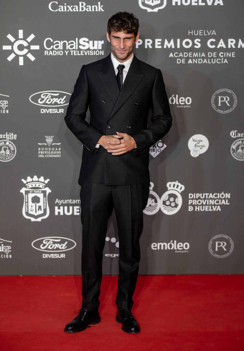 Huelva se viste de cine: las mejores imágenes de la alfombra roja de los III Premios Carmen