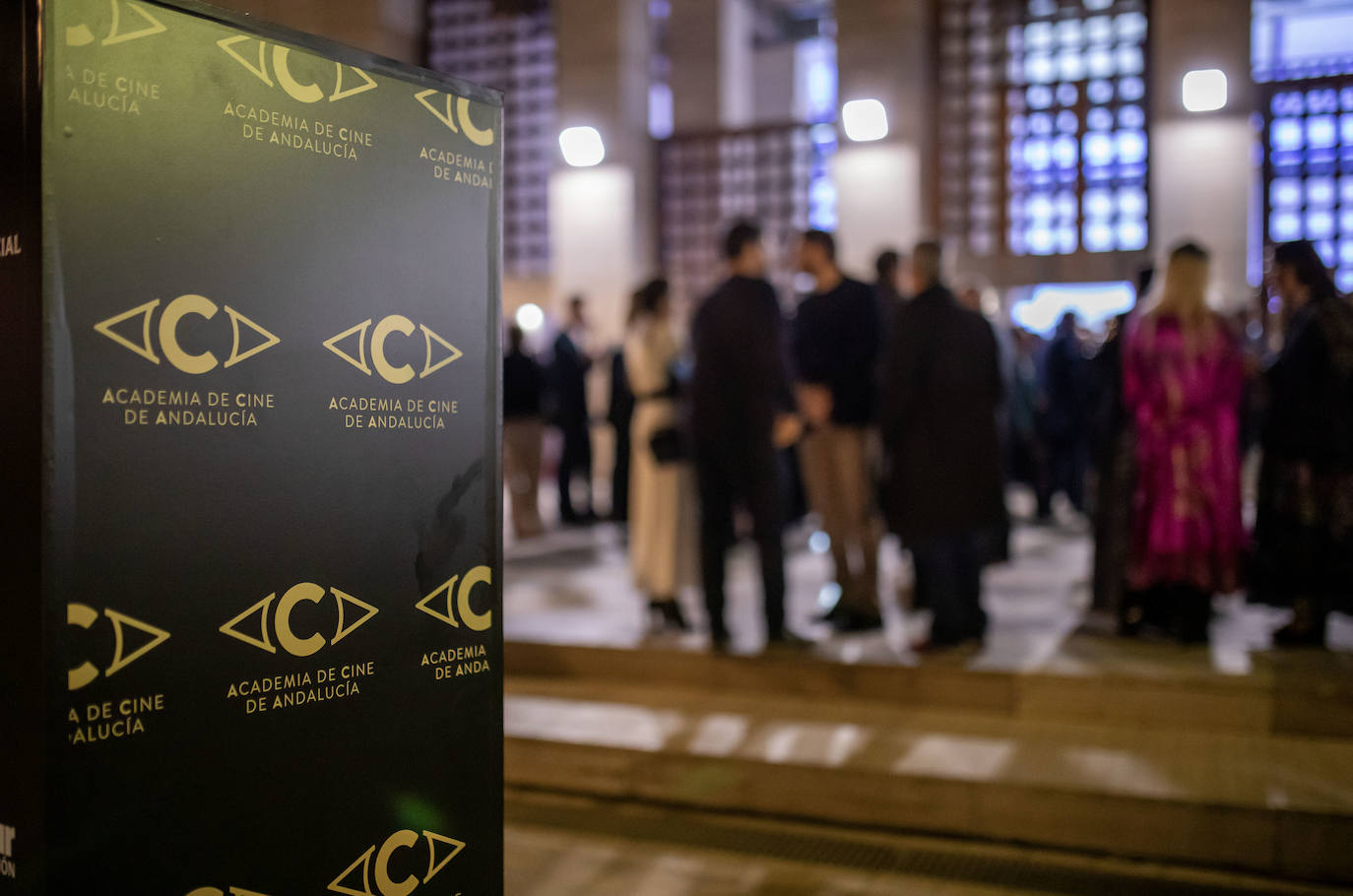 Huelva se viste de cine: las mejores imágenes de la alfombra roja de los III Premios Carmen