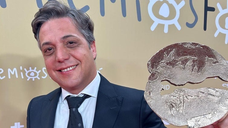 El onubense Paco Ortiz levanta un histórico Premio Forqué como productor: «Es un lujo»