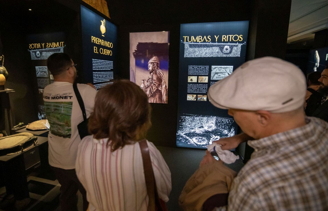 Las imágenes de la inauguración de la exposición ‘La Joya, vida y eternidad en Tarteso’