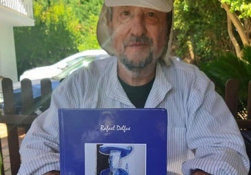 Rafael Delgado, el poeta de la sonrisa: «La poesía no es para lucrarse sino para regalarla»