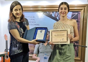 Homenaje a los mayores por fandangos en La Tertulia Flamenca de Las Colonias