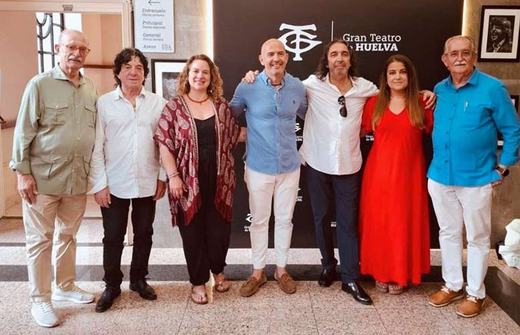De izquierda a derecha, Ramón Arroyo, El Pecas, Pastora Giménez, Miguel Verdejo, Felipe Redondo, Carmen Molina y Manolo Correa