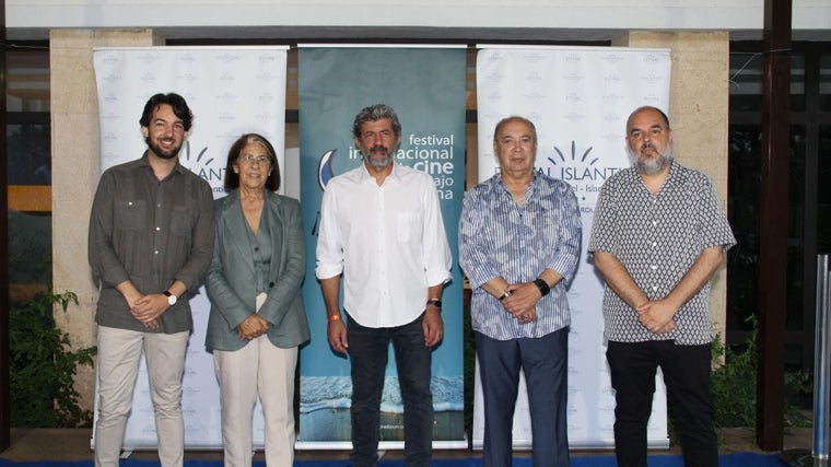 Rodríguez con representantes del festival y de la mancomunidad