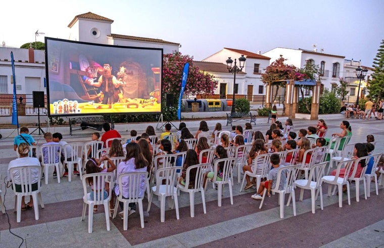 Proyección de 'Tadeo Jones' en Villablanca
