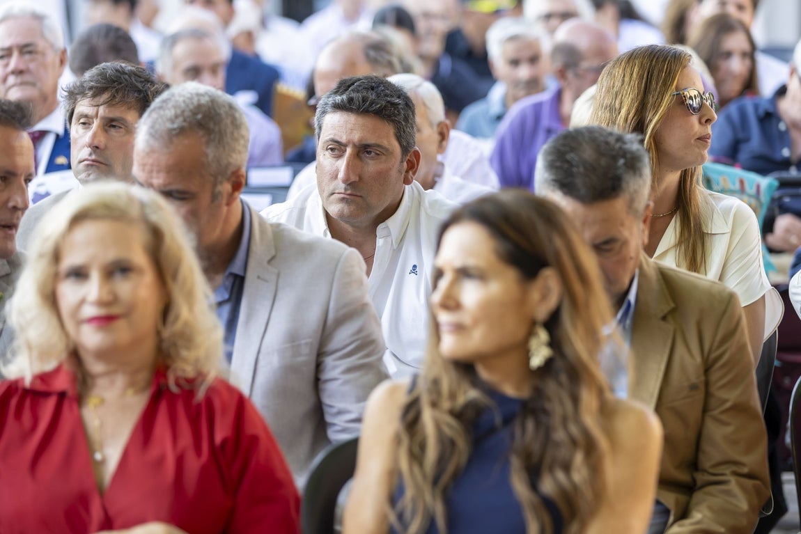 El pregón taurino de Colombinas de Luis Carlos Saénz de la Torre, en imágenes