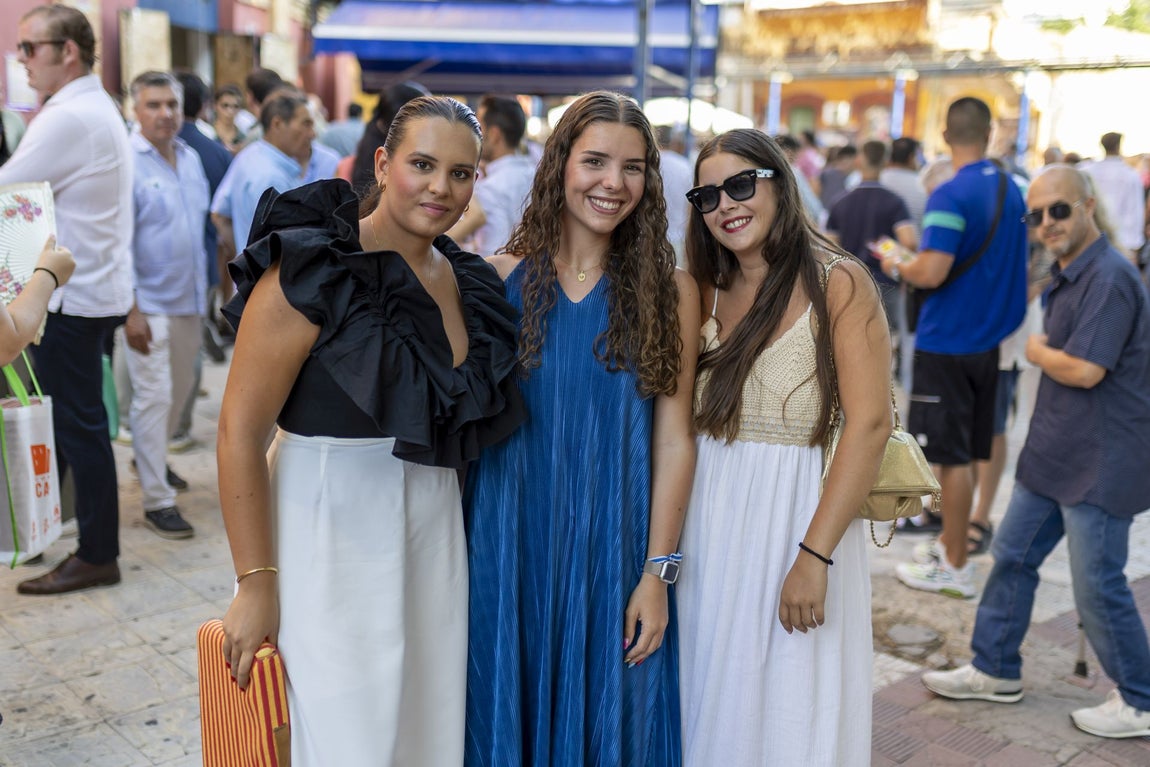 El ambiente del estreno de la feria taurina de Colombinas, en imágenes
