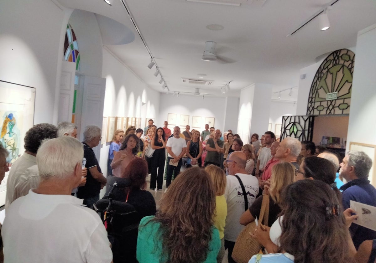 Visita guiada en la galería