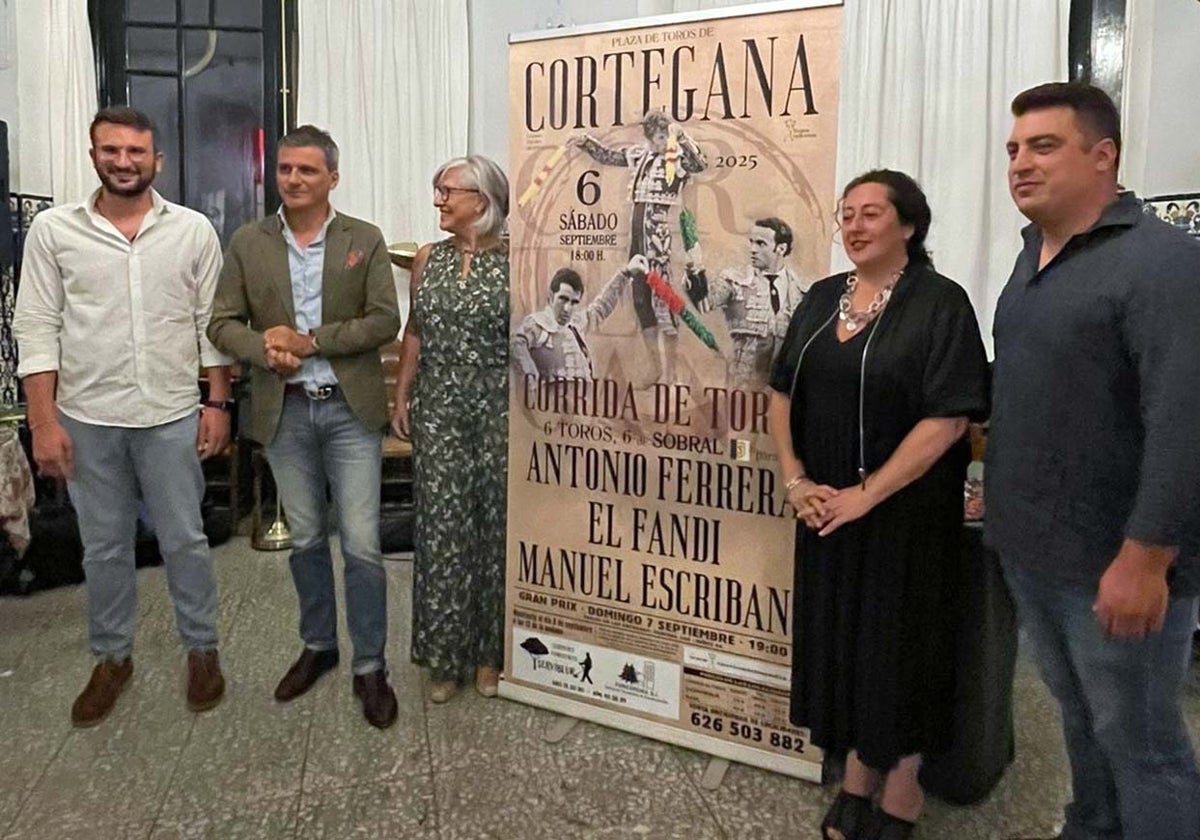Presentación de cartel en el casino corteganés