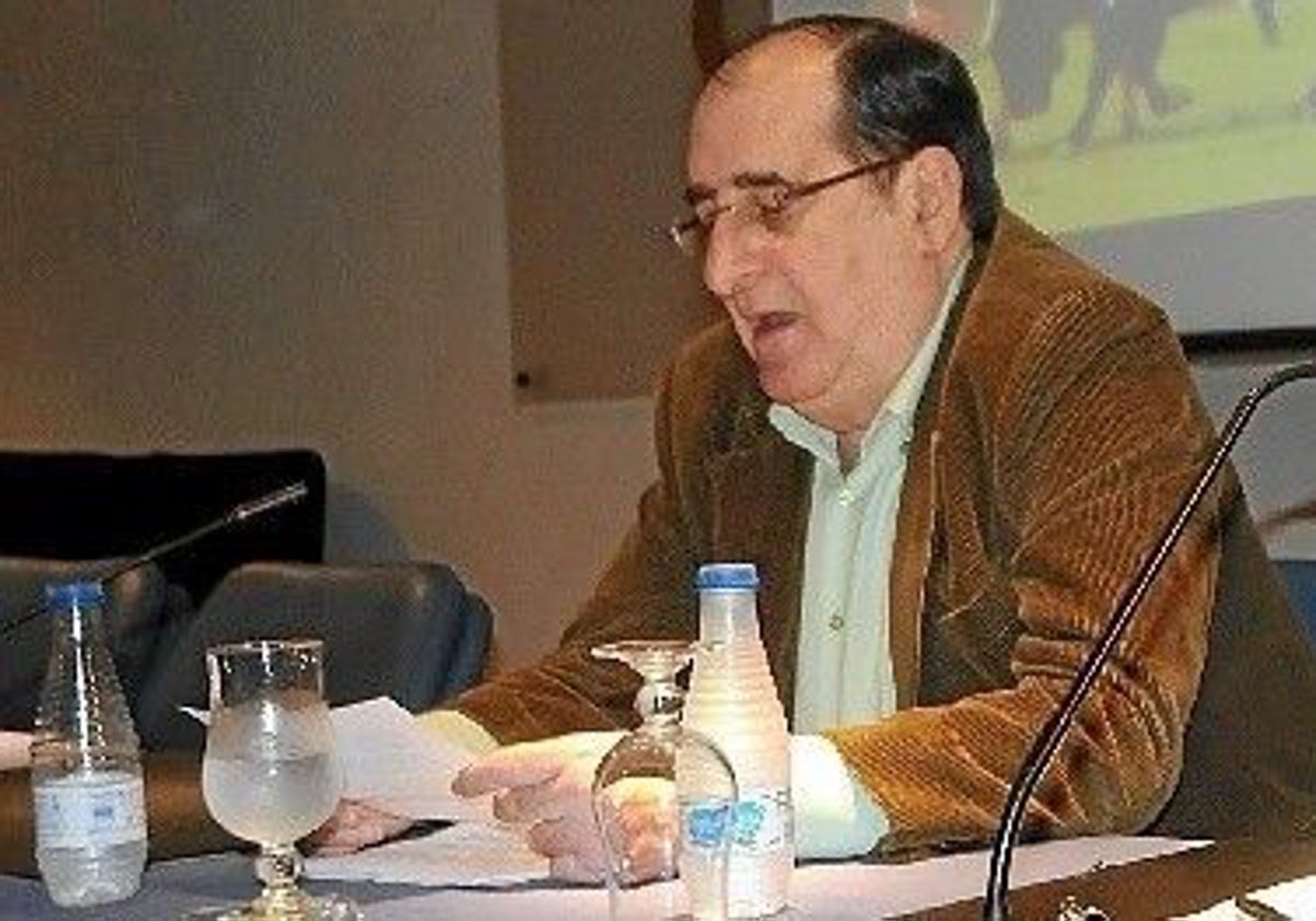 Vicente Parra durante la presentación de uno de sus libros