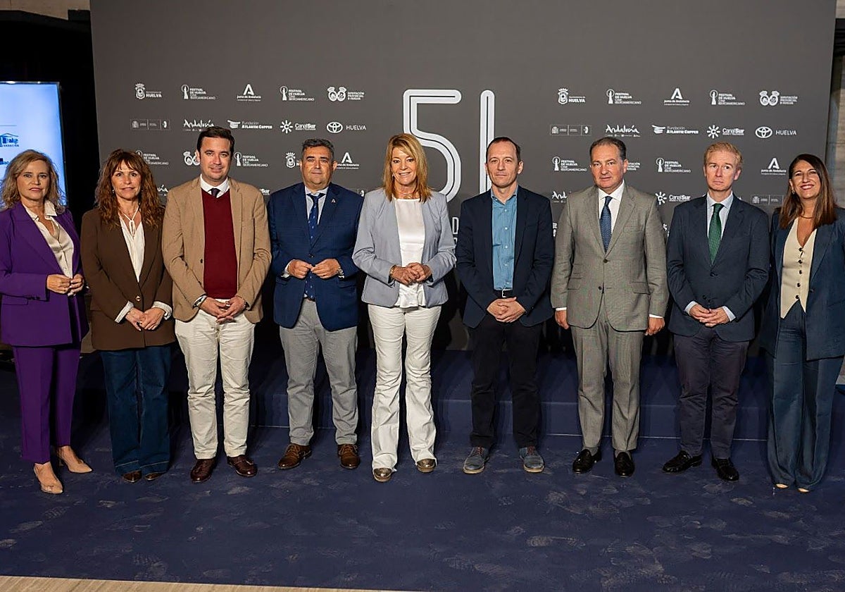 Autoridades en la presentación en Huelva del 51º Festival de Cine de Huelva