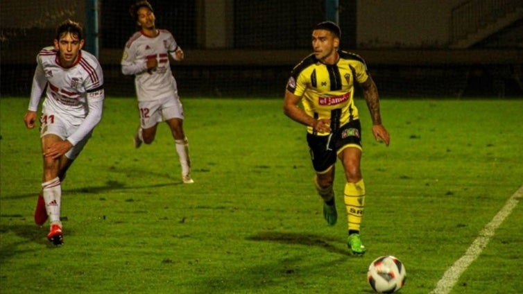 El San Roque renueva a Iván Roblés y apuesta por Adam Jari