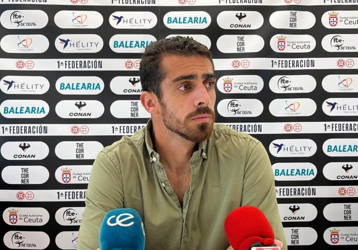El Gato Romero, en sala de prensa