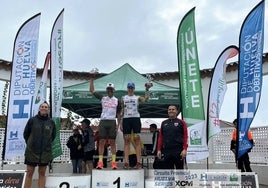 Javier Macías y Sara Caballero conquistan la VI Media Maratón BTT Dehesa de Castillejos