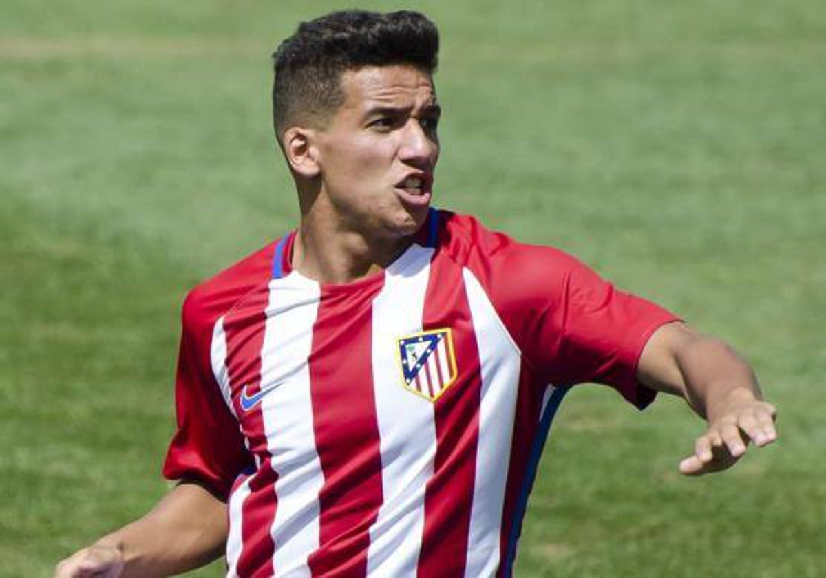 Zaka celebrando un gol en su etapa en el filial del Atléico de Madrid