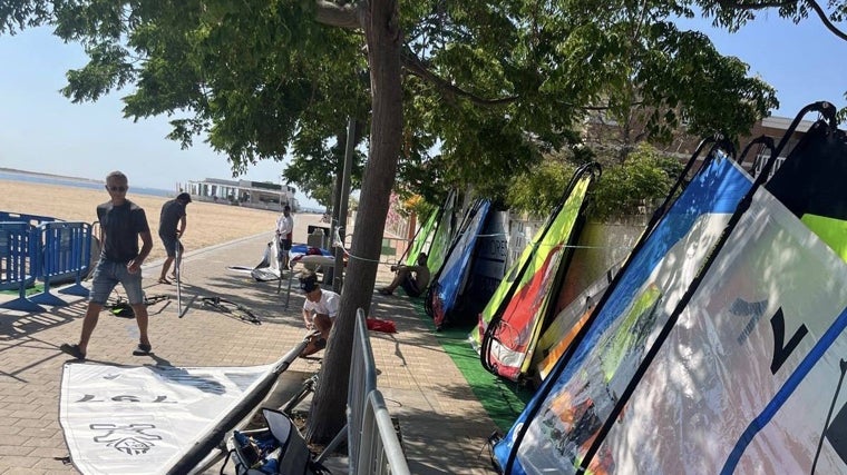 Punta Umbría se convierte en la capital nacional del windsurfer
