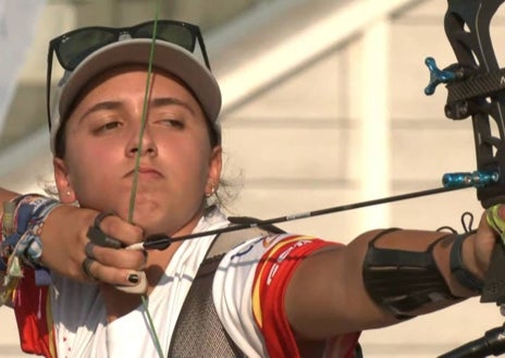 Imagen secundaria 1 - Las arqueras onubenses Marta Aznar y Leticia Romero, campeonas de Europa Sub 18