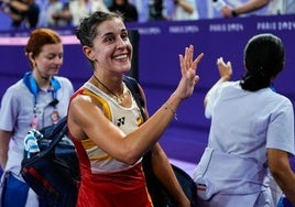 Carolina Marín vuelve a coger una raqueta tras el llanto que nos heló a todos en París