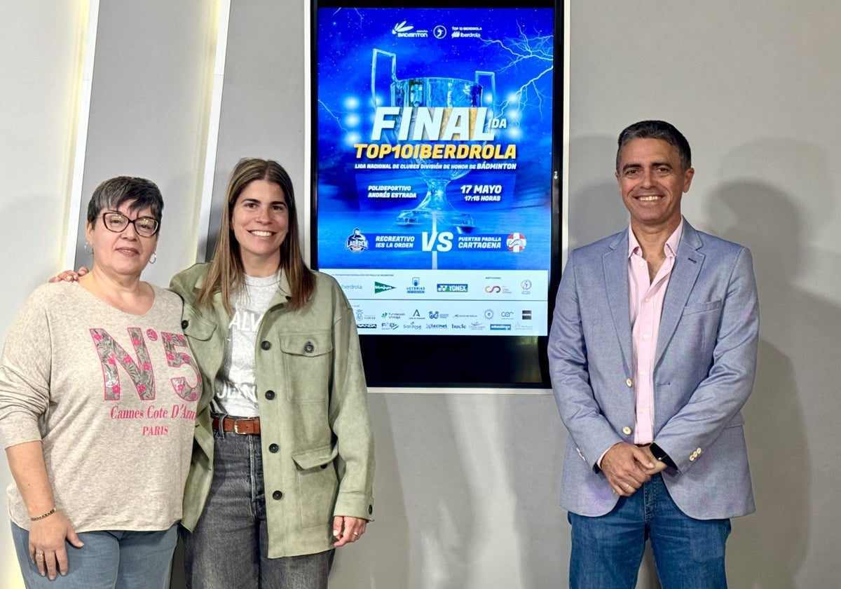 El IES La Orden ha presentado en el Ayuntamiento de Huelva su partido del sábado contra Cartagena