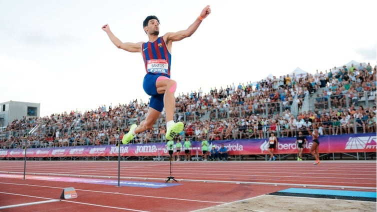 Héctor Santos, campeón de España de salto de longitud: «Es el día más feliz de mi vida»
