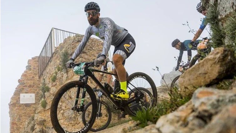 El desafío extremo de la Huex Non Stop: 400 kilómetros en bici con salida y llegada a Cartaya