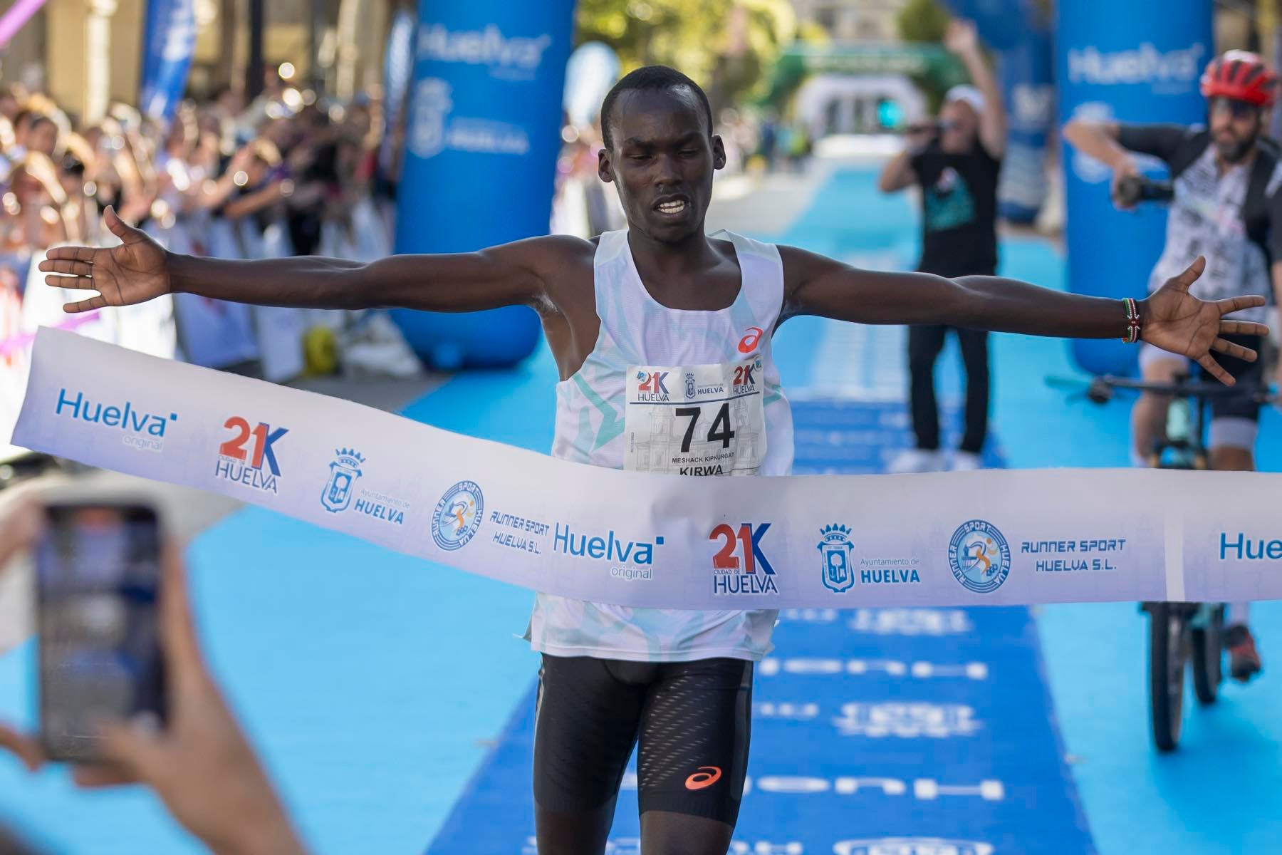 El 5k y 21k Ciudad de Huelva, en imágenes