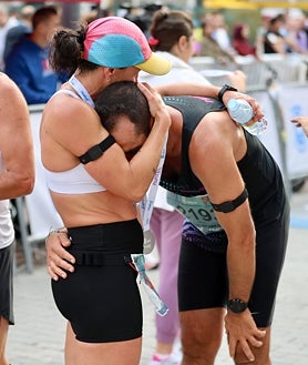 Imagen secundaria 2 - 5k Ciudad de Huelva: Zakaria Boufaljat y Celia Romero dejan la victoria en casa