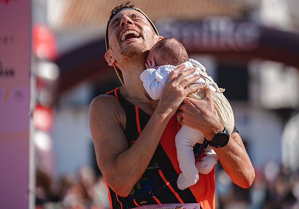 El jerezano Antonio Jesús Ballesteros llegó el primero a la línea de meta situada en El Rocío