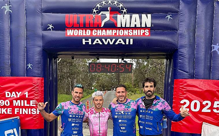 Imagen principal - Chamba comienza en Hawaii con un tercer puesto en la primera etapa del Mundial de Ultraman