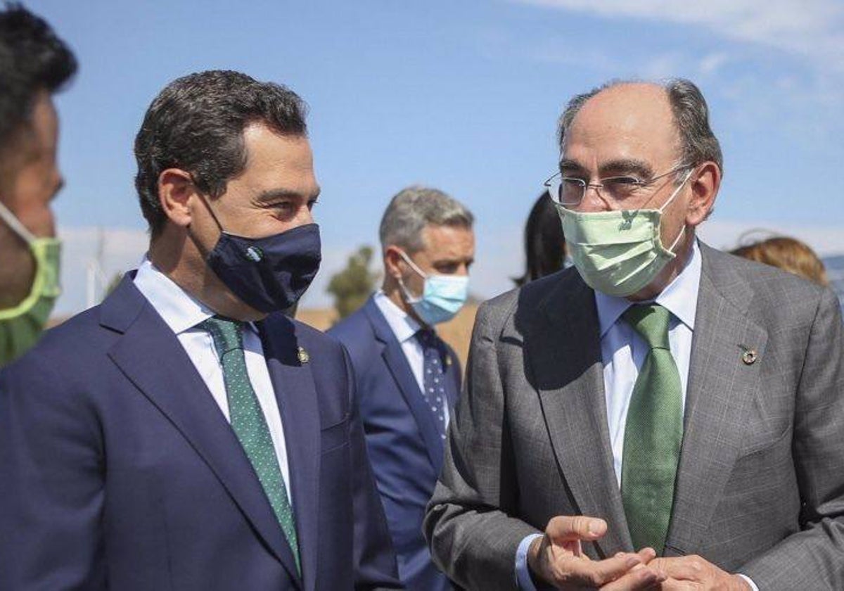 El presidente de Iberdrola, Ignacio Sánchez Galán, en un acto reciente en Huelva junto a Juanma Moreno