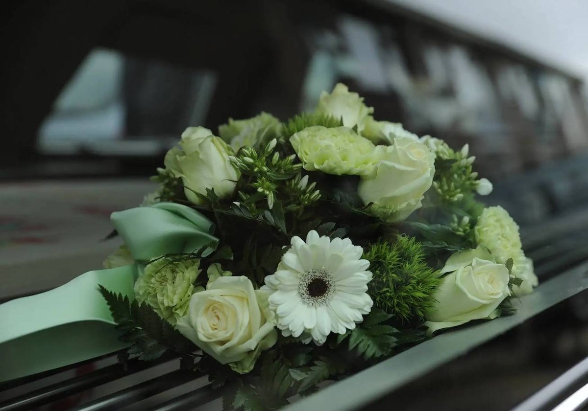 Oferta para trabajar como florista en una funeraria en Huelva capital