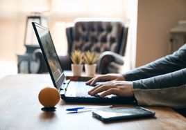 Ley del teletrabajo en España: estos son los gastos que te debe pagar la empresa