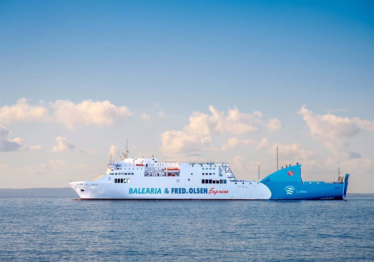 Ferry de Baleària y Fred Olsen Express