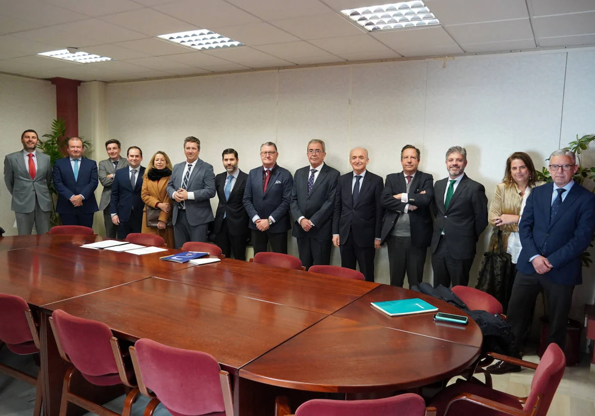 La firma del convenio con las entidades bancarias de Huelva
