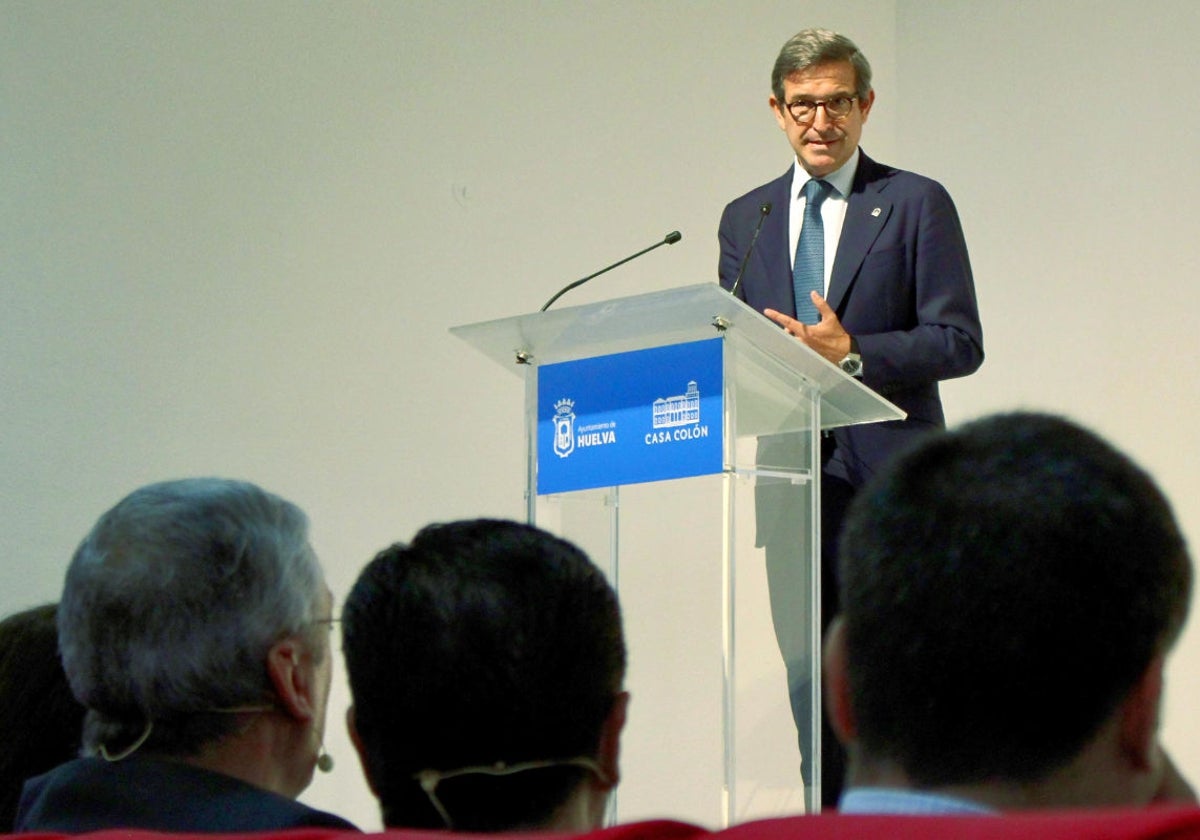 El consejero Paradela, esta mañana en Huelva