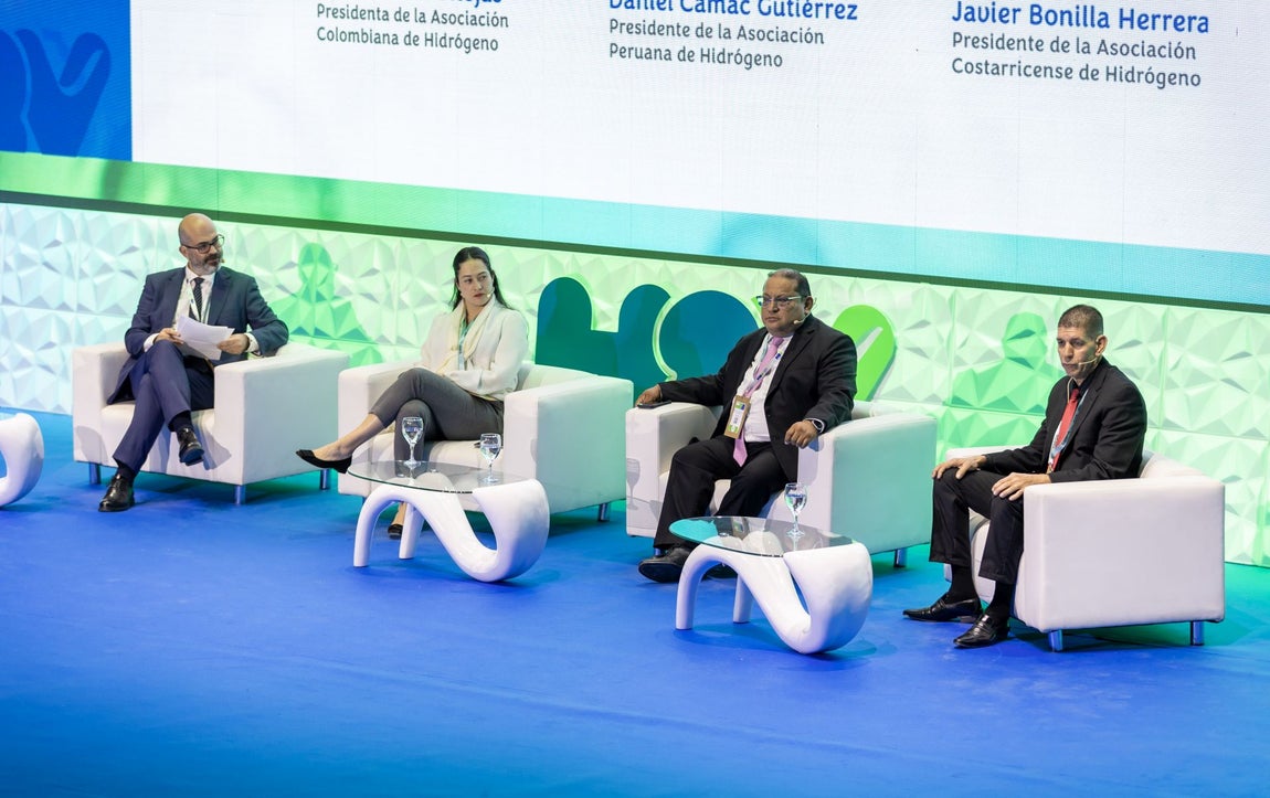 La segunda jornada del II Congreso del Hidrógeno Verde en Huelva, en imágenes