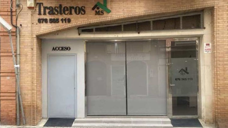 Establecimiento con trasteros en alquiler en la calle Miguel Redondo