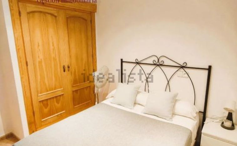 Imagen principal - EL apartamento cuenta con una habitación, baño, ascensor y garaje incluido